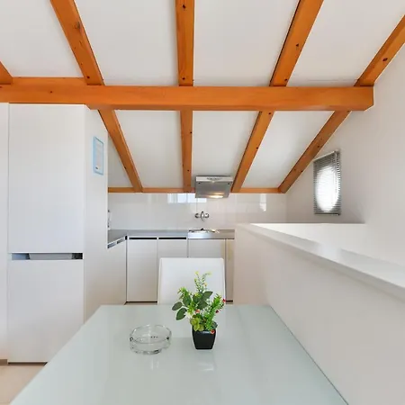 Zaton 11130a Apartment *