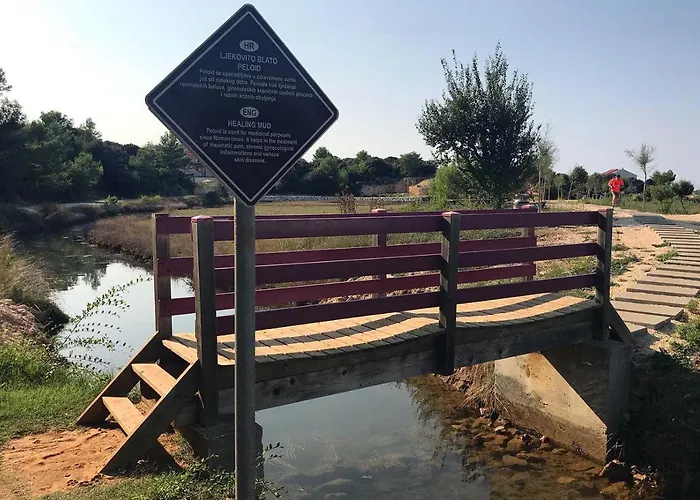 Zaton 11130a Apartamento Nin